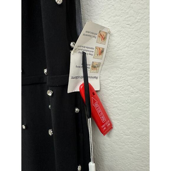 MAC DUGGAL 67812 Black Rhinestone Embellished V-Neck Gown Size 12 New - Picture 5 of 9